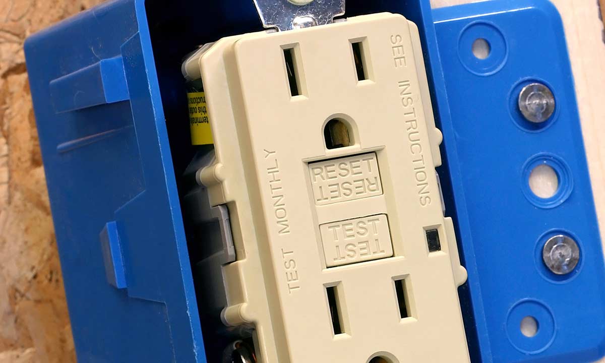 All About Gfci Outlet Yellow Light